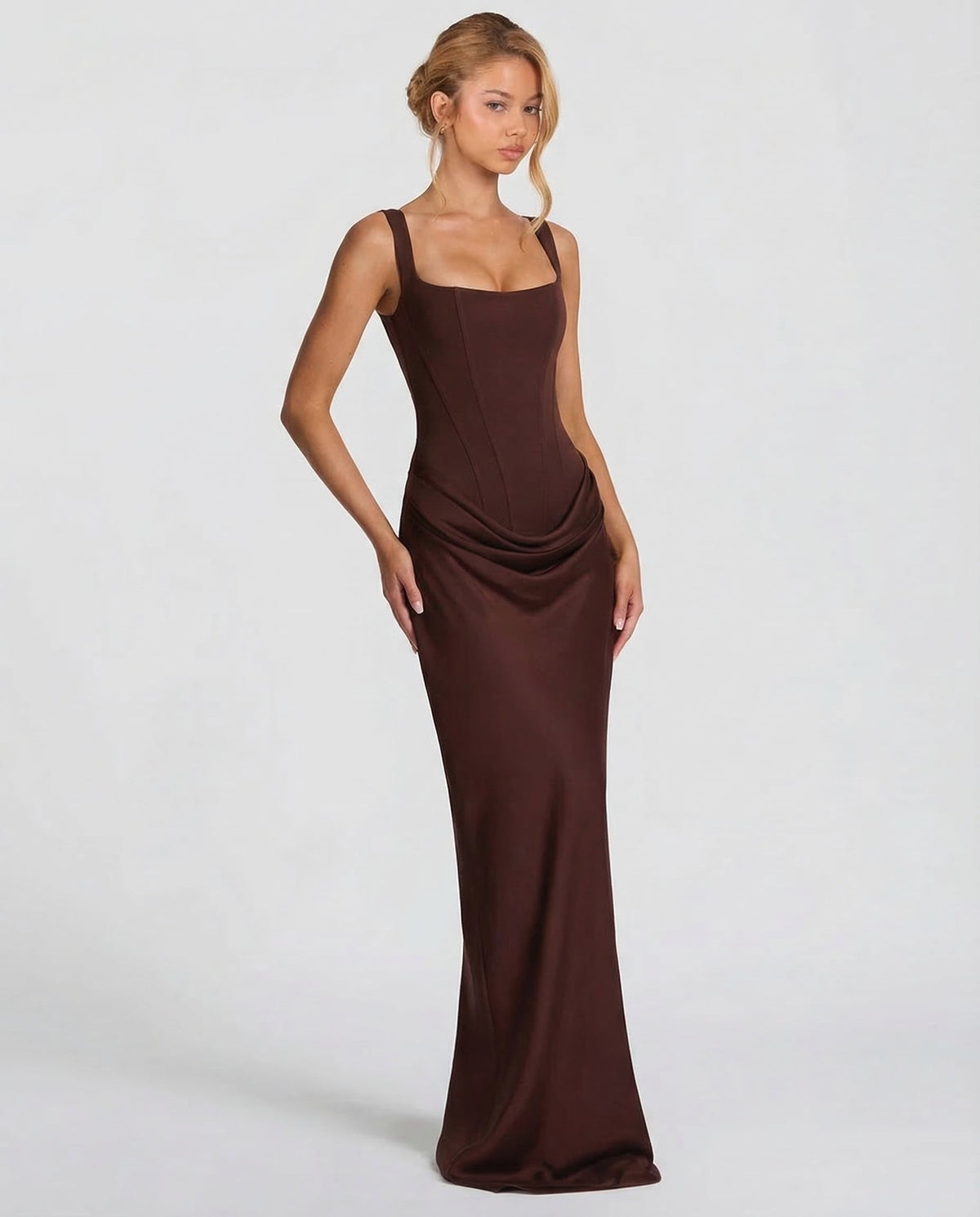 Robe longue femme col carré taille drapée