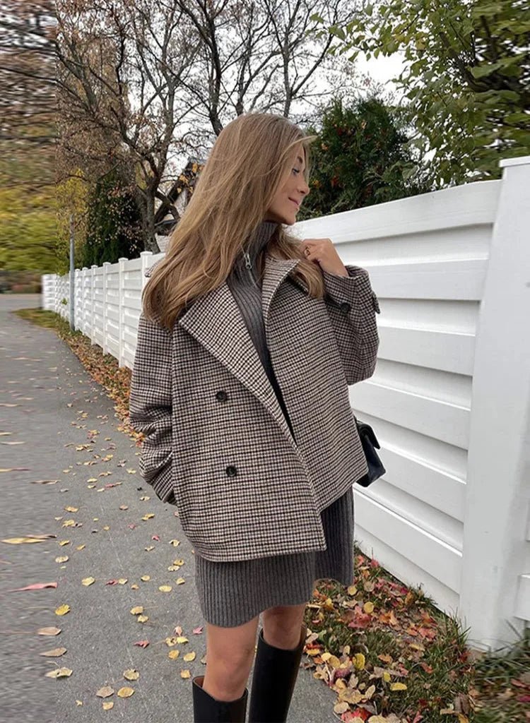 Nadia Houndstooth Buttoned Stand Collar Jacket